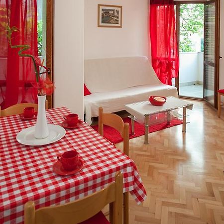 Ferienwohnung Kornelija 2 Podgora Zimmer foto