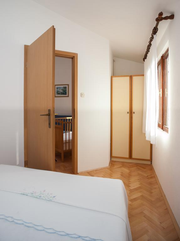 Ferienwohnung Kornelija 2 Podgora Zimmer foto