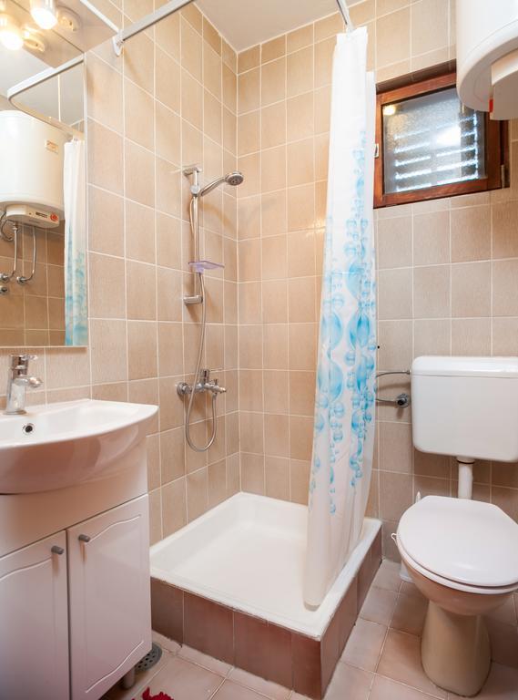 Ferienwohnung Kornelija 2 Podgora Zimmer foto