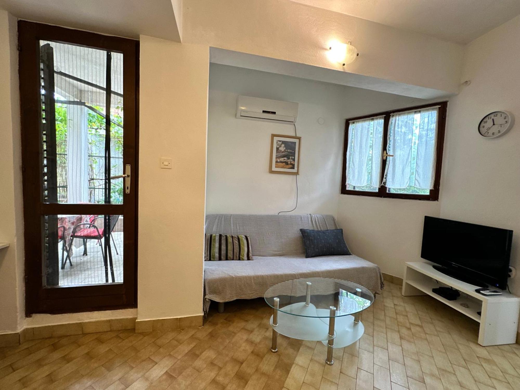 Ferienwohnung Kornelija 2 Podgora Exterior foto
